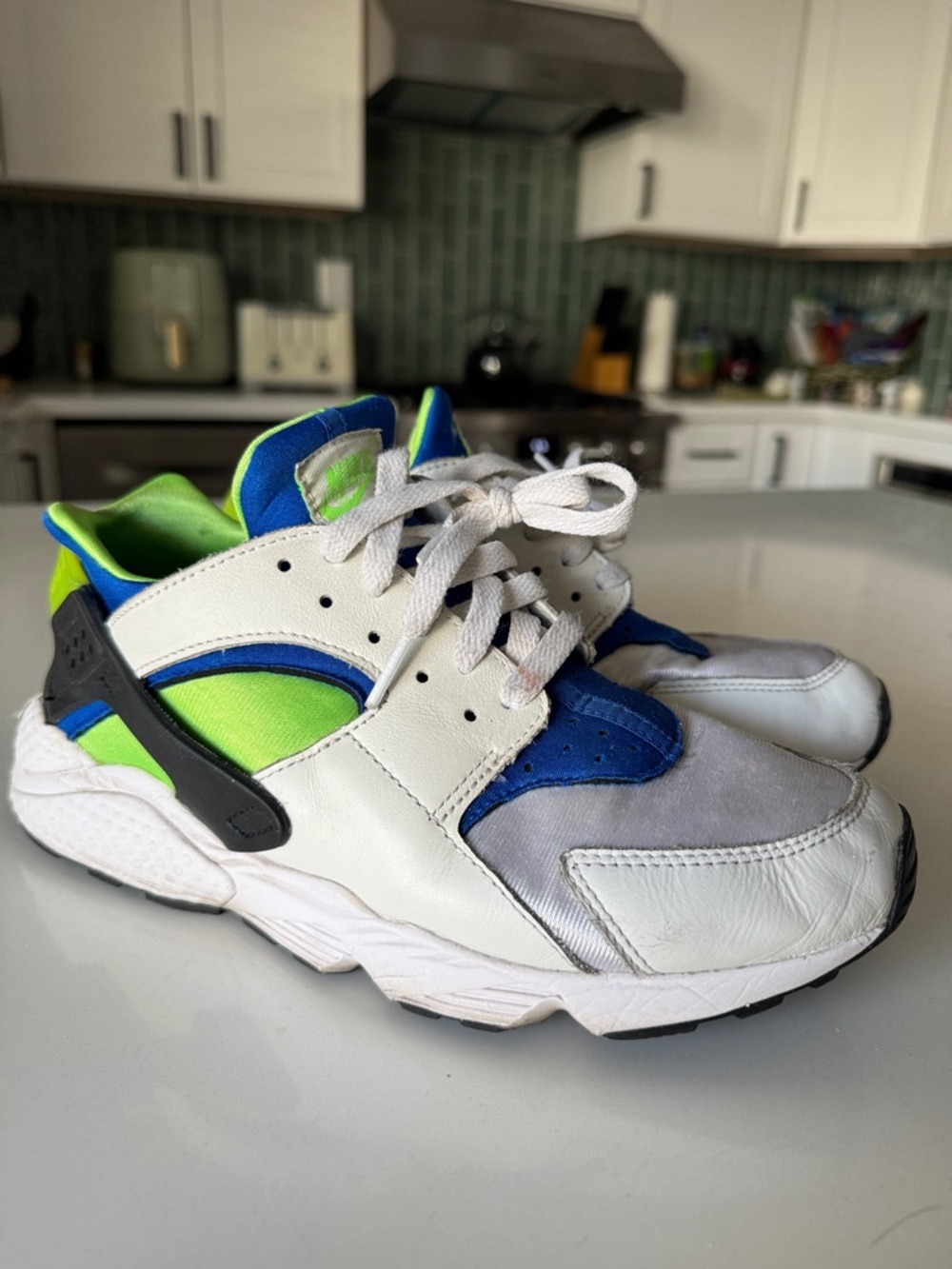 Men’s/Women’s Nike Air Huarache Scream Greens Sneakers